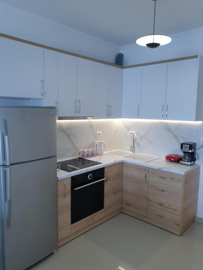 Hera Premium Apartments Sarandë エクステリア 写真