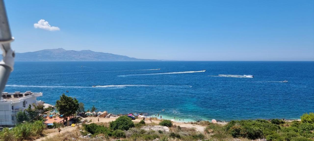 Hera Premium Apartments Sarandë エクステリア 写真